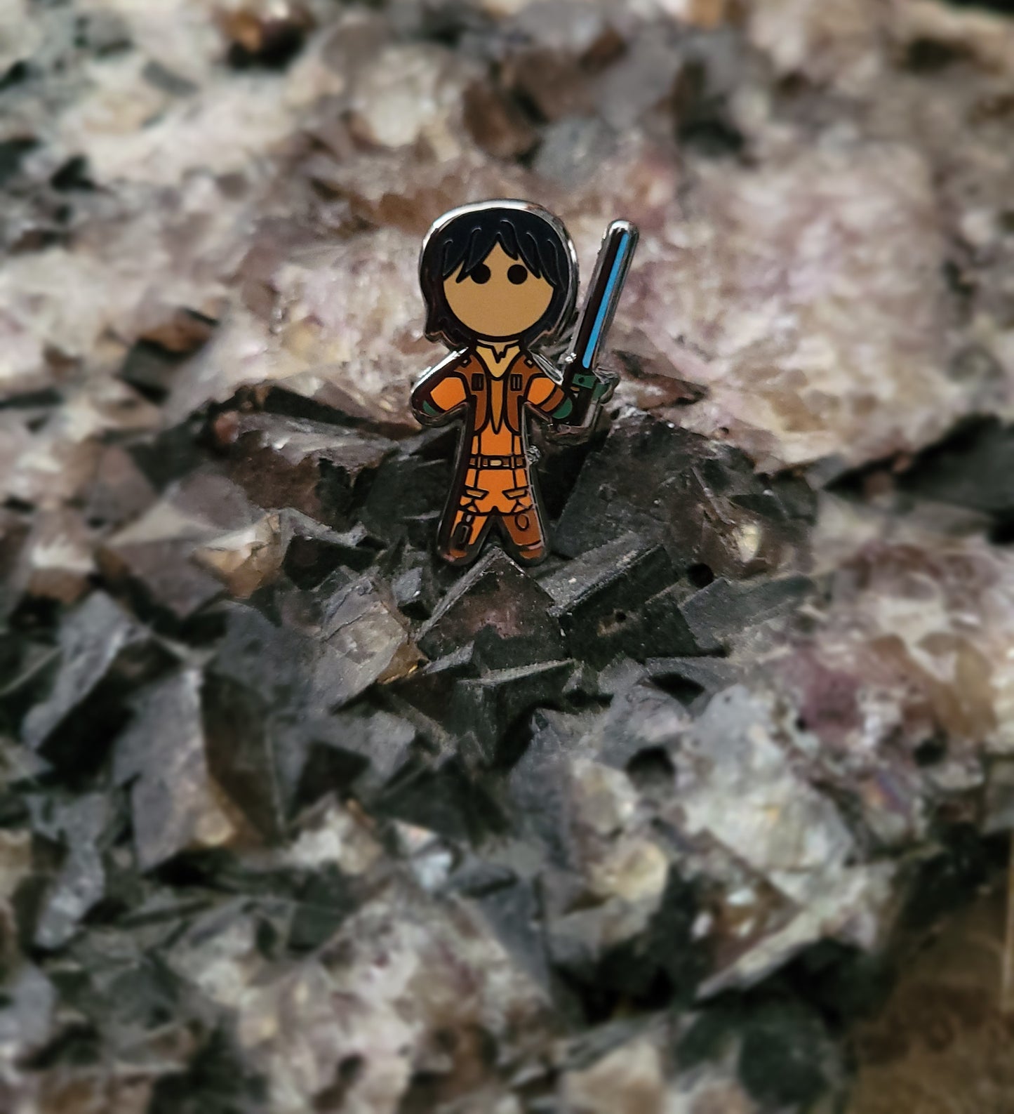 Mini Ezra Pins