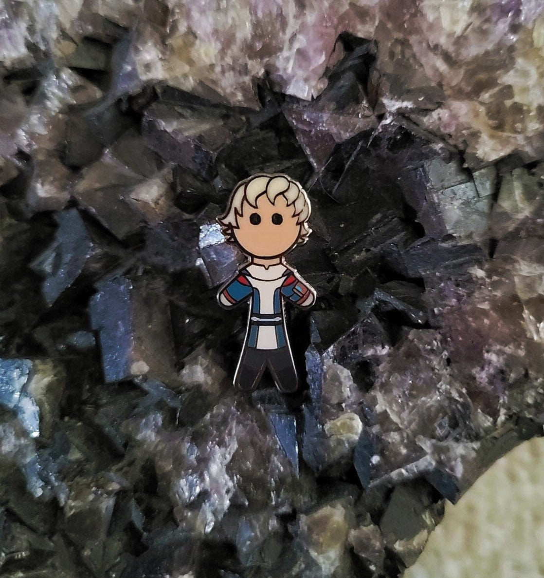 Mini Omega Pin